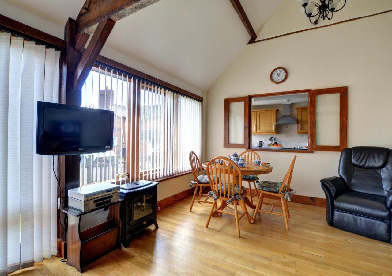 Barn 1 Villa Berriew Luaran gambar